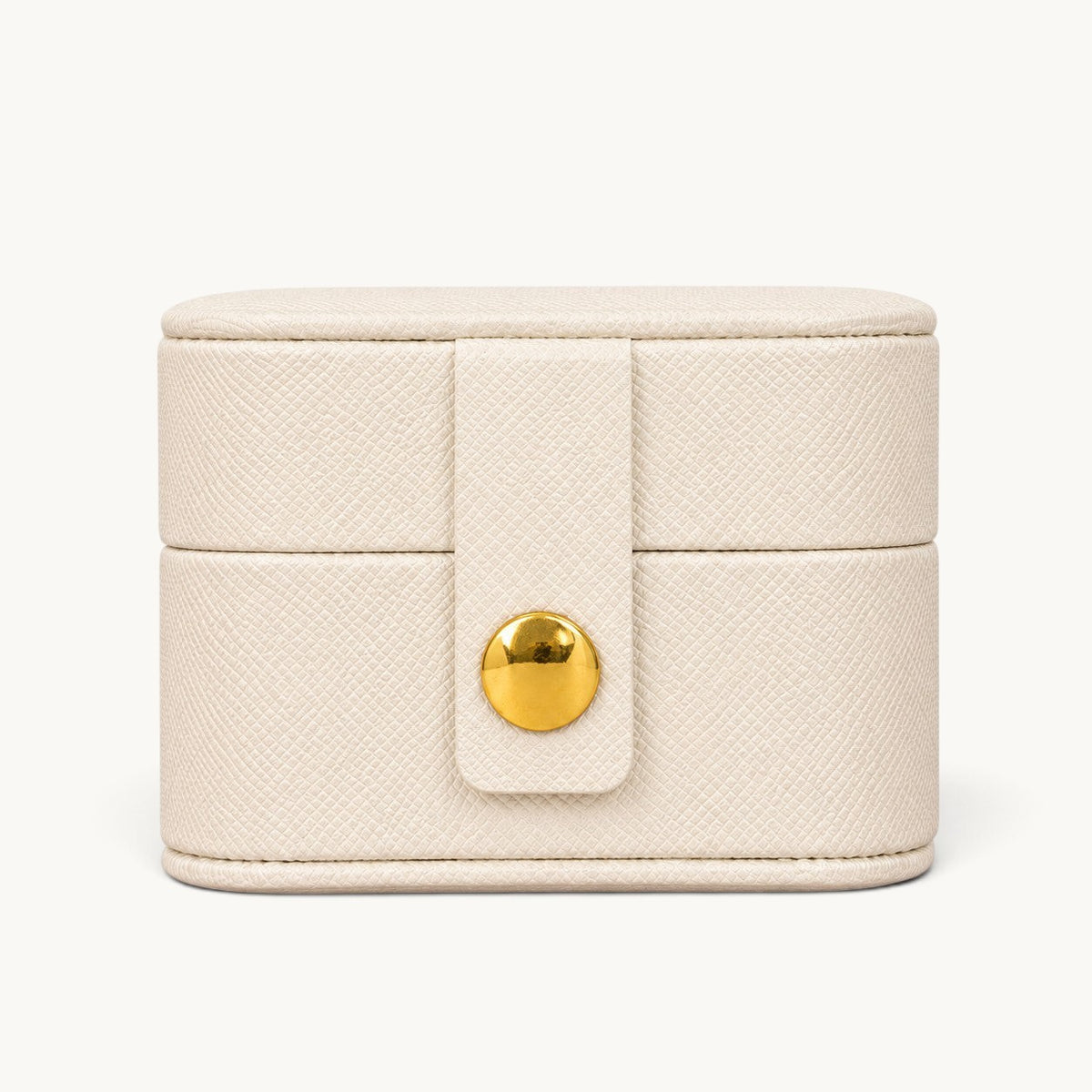 Boîte à bagues de voyage blanche fermée, extérieur effet cuir grainé et fermoir à pression doré