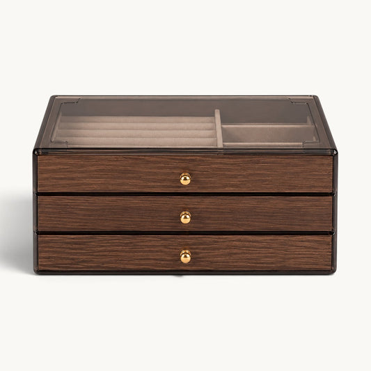 Boîte à bijoux 3 tiroirs en bois de noyer fermée, couvercle en acrylique fumé et boutons dorés