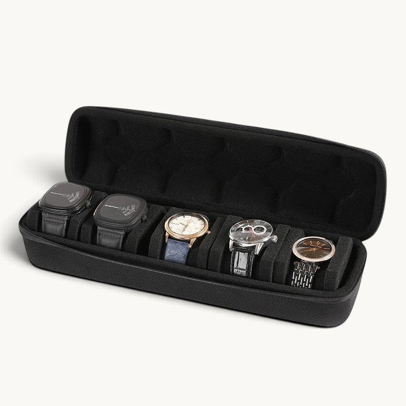 Boîte à montres de voyage 5 emplacements ouverte, doublure microfibre noire et cinq montres