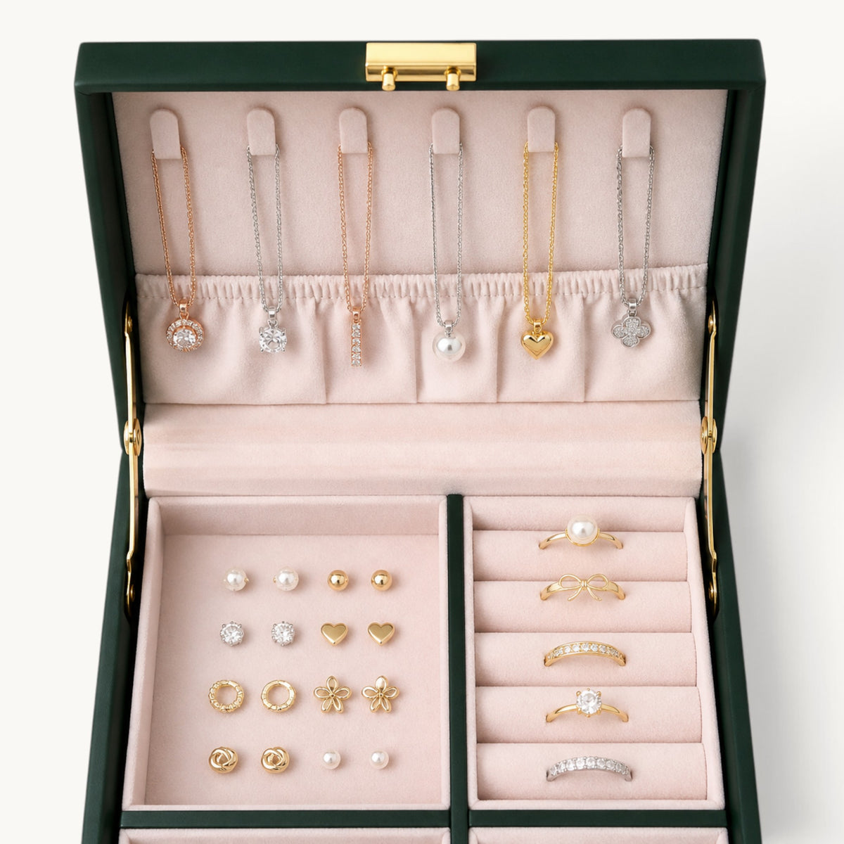 Compartiment supérieur de la boîte à bijoux avec serrure pour colliers, bagues et boucles d’oreilles