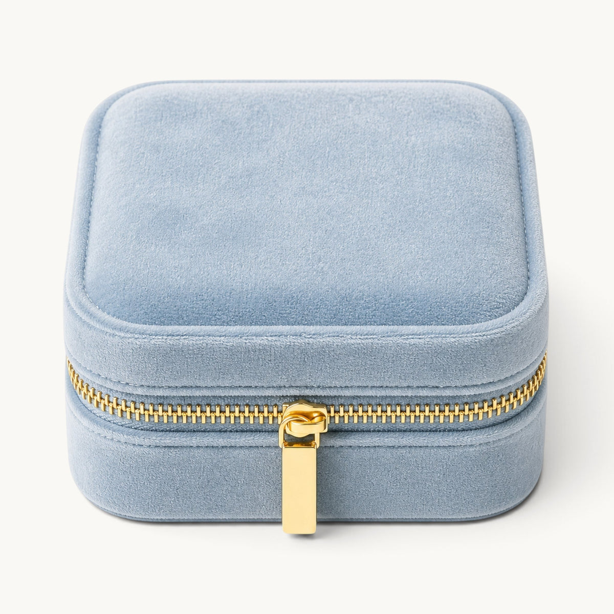 Boîte à bijoux de voyage avec miroir en velours bleu ciel, fermée