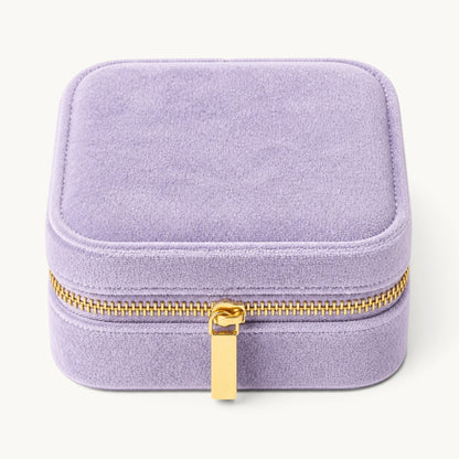 Boîte à bijoux de voyage avec miroir en velours lilas, fermée