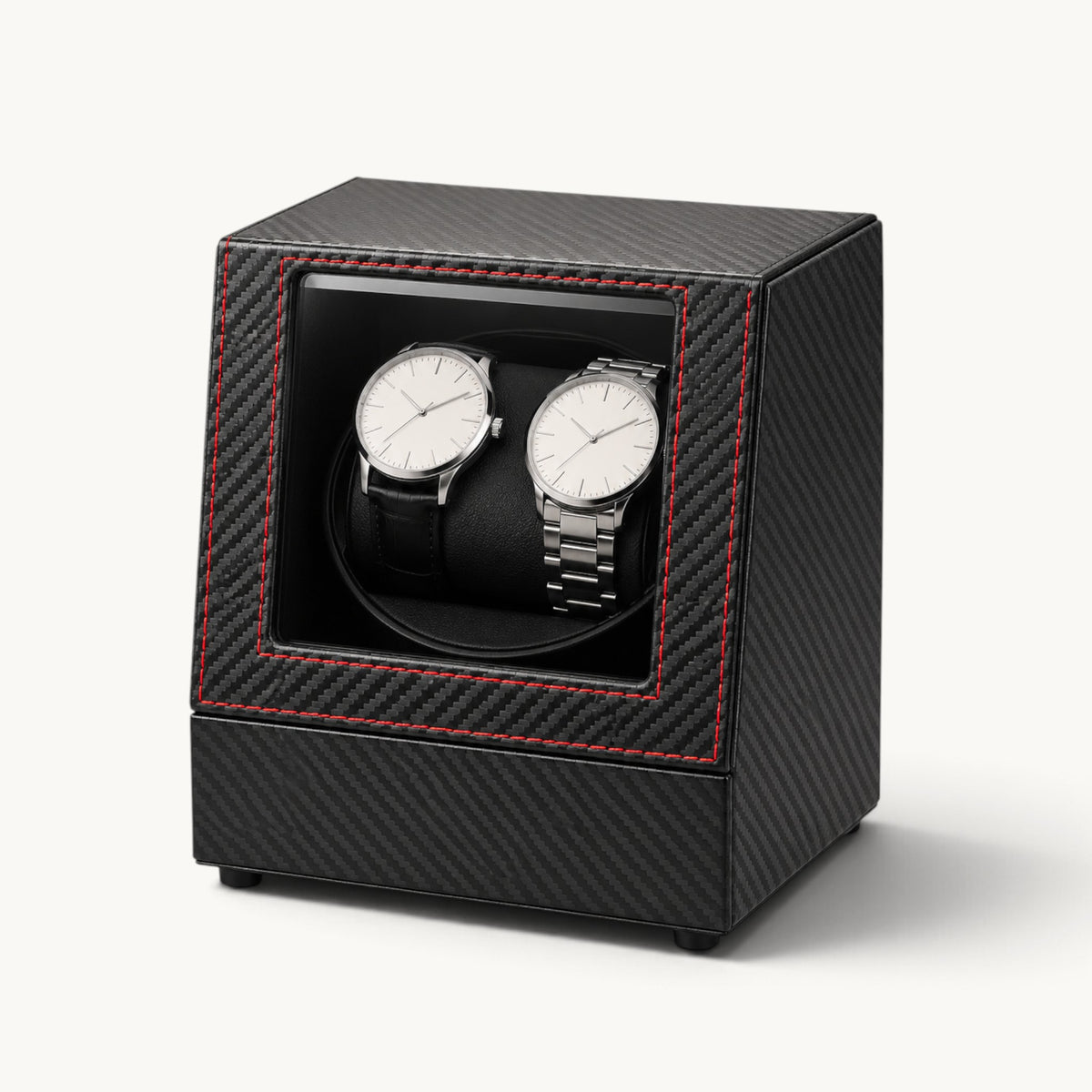 Remontoir double montre automatique noir fibre de carbone fermé, surpiqûre rouge et deux montres visibles